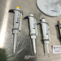 Eppendorf Research Plus x6 Pipettes image 0